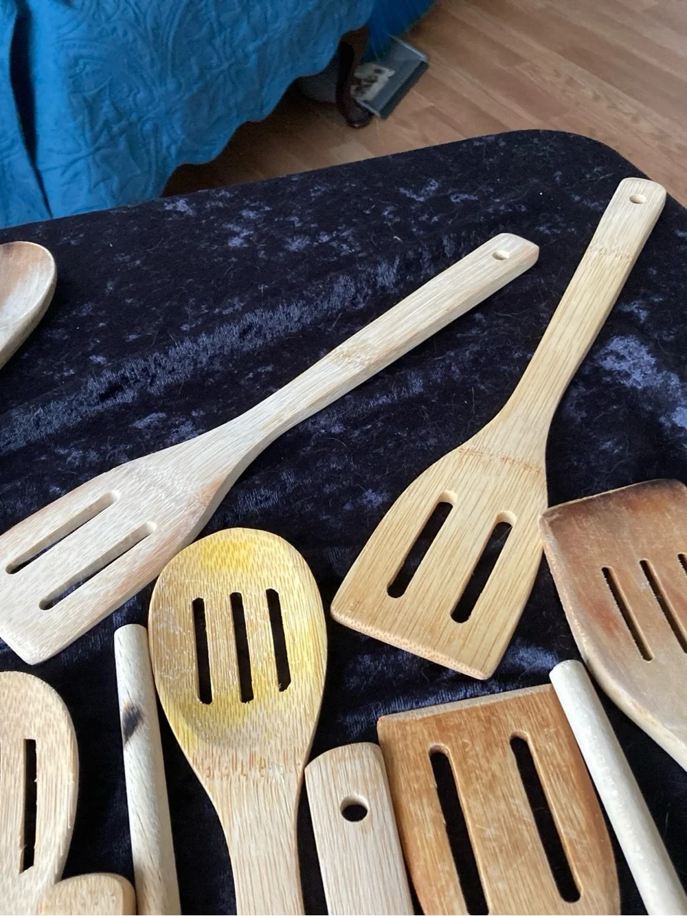 Set of Wooden Kitchen Utensils - Natural Wood